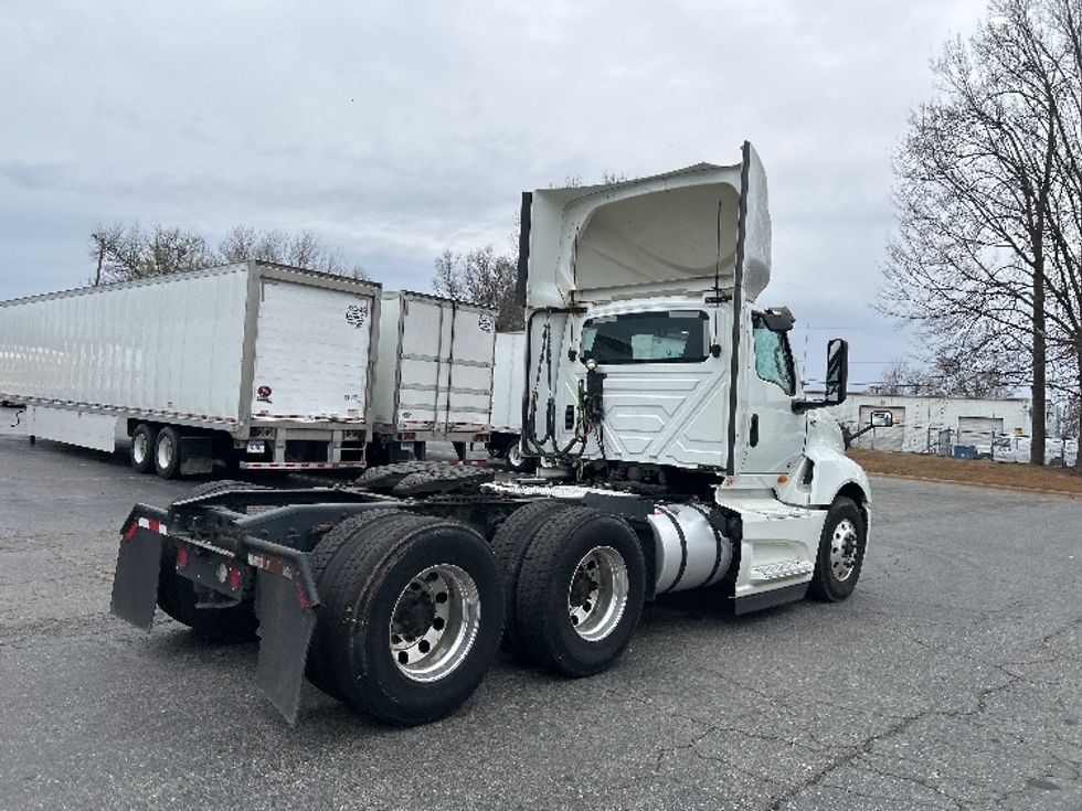 Day Cab Tractor-Heavy Duty Tractors-International-2018-LT625-Charlotte-NC-471,800\n\t\tmiles-$ 31,000 - Image 7
