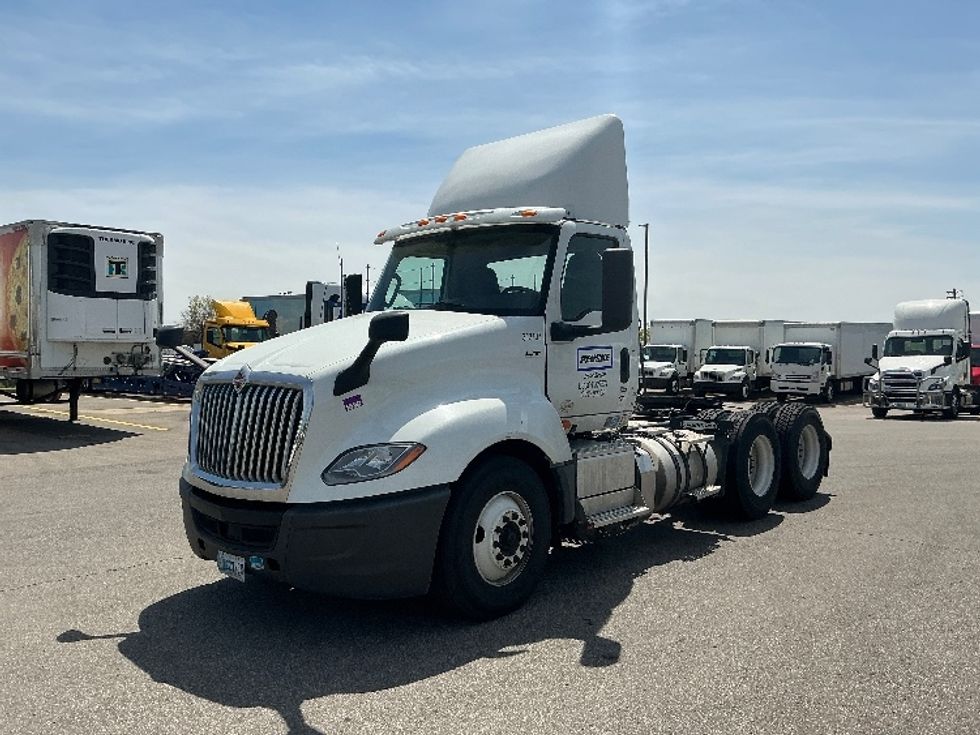 Day Cab Tractor-Heavy Duty Tractors-International-2018-LT625-Cincinnati-OH-363,495\n\t\tmiles-$ 23,500 - Image 3