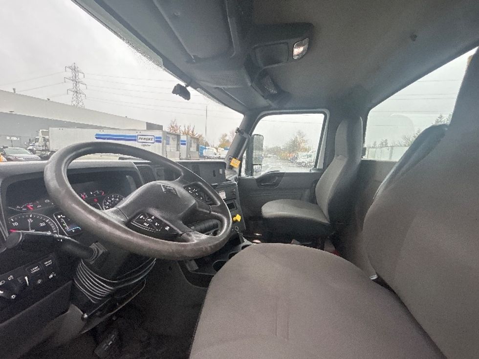Day Cab Tractor-Heavy Duty Tractors-International-2018-LT625-Clackamas-OR-265,668\n\t\tmiles-$ 24,500 - Image 10
