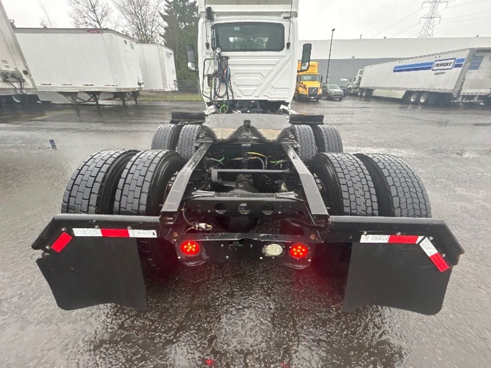 Day Cab Tractor-Heavy Duty Tractors-International-2018-LT625-Clackamas-OR-265,668\n\t\tmiles-$ 24,500 - Image 6