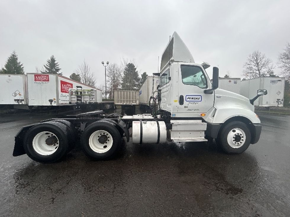 Day Cab Tractor-Heavy Duty Tractors-International-2018-LT625-Clackamas-OR-265,668\n\t\tmiles-$ 24,500 - Image 8
