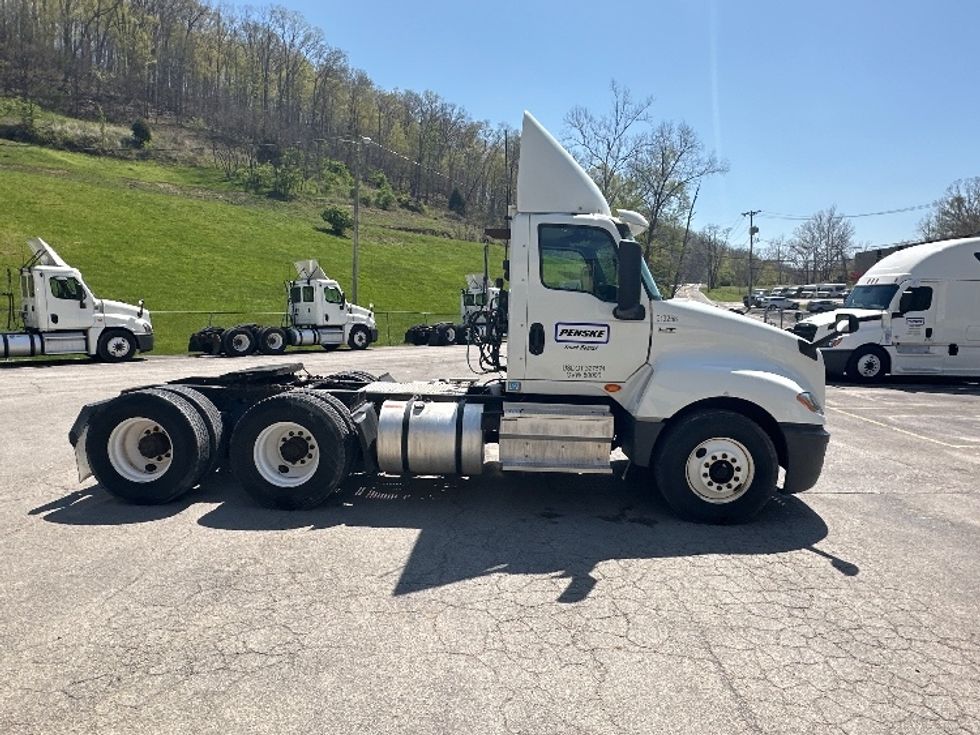 Day Cab Tractor-Heavy Duty Tractors-International-2018-LT625-Columbus-OH-299,308\n\t\tmiles-$ 23,500 - Image 12
