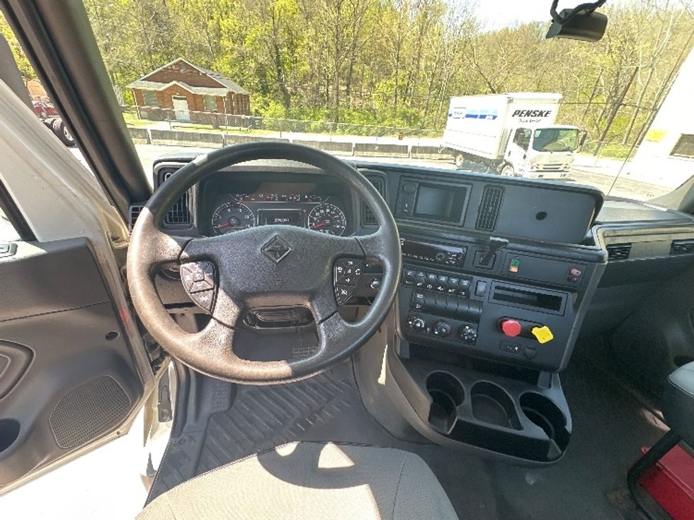 Day Cab Tractor-Heavy Duty Tractors-International-2018-LT625-Columbus-OH-299,308\n\t\tmiles-$ 23,500 - Image 9