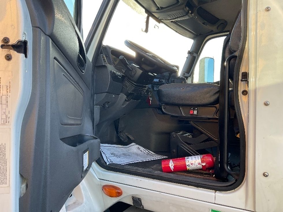 Day Cab Tractor-Heavy Duty Tractors-International-2018-LT625-Columbus-OH-368,717\n\t\tmiles-$ 27,000 - Image 10