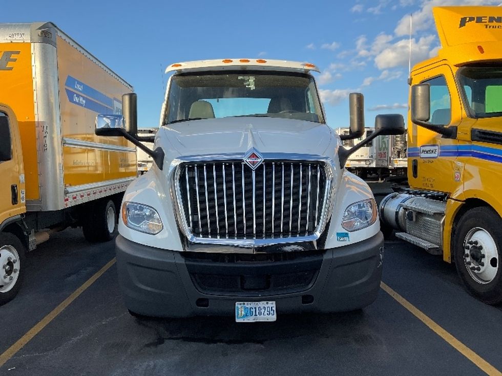 Day Cab Tractor-Heavy Duty Tractors-International-2018-LT625-Columbus-OH-368,717\n\t\tmiles-$ 27,000 - Image 2