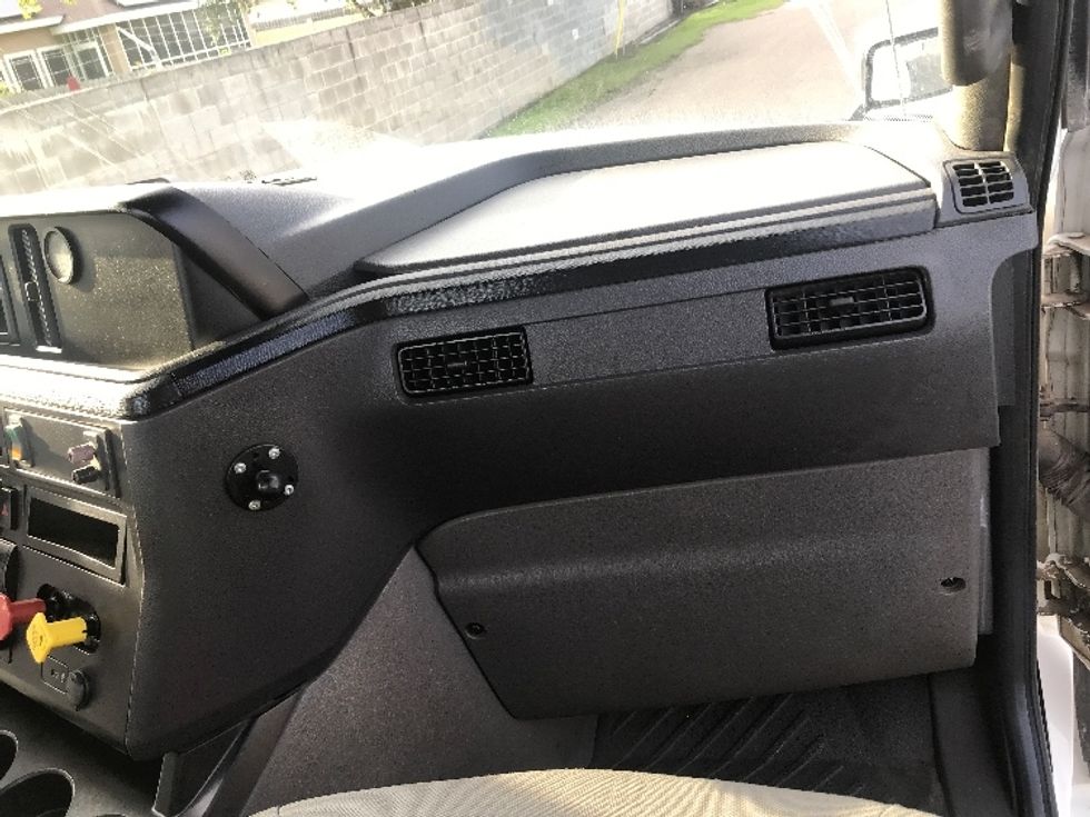 Day Cab Tractor-Heavy Duty Tractors-International-2018-LT625-Corpus Christi-TX-311,306\n\t\tmiles-$ 25,000 - Image 13