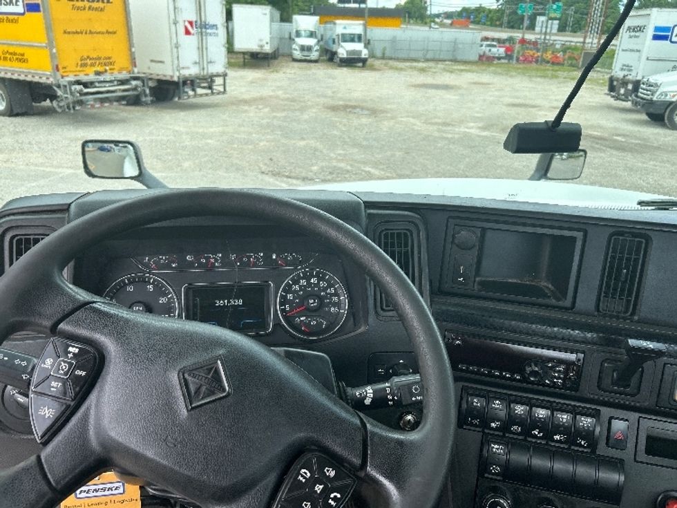 Day Cab Tractor-Heavy Duty Tractors-International-2018-LT625-Cross Lanes-WV-361,338\n\t\tmiles-$ 10,000 - Image 11