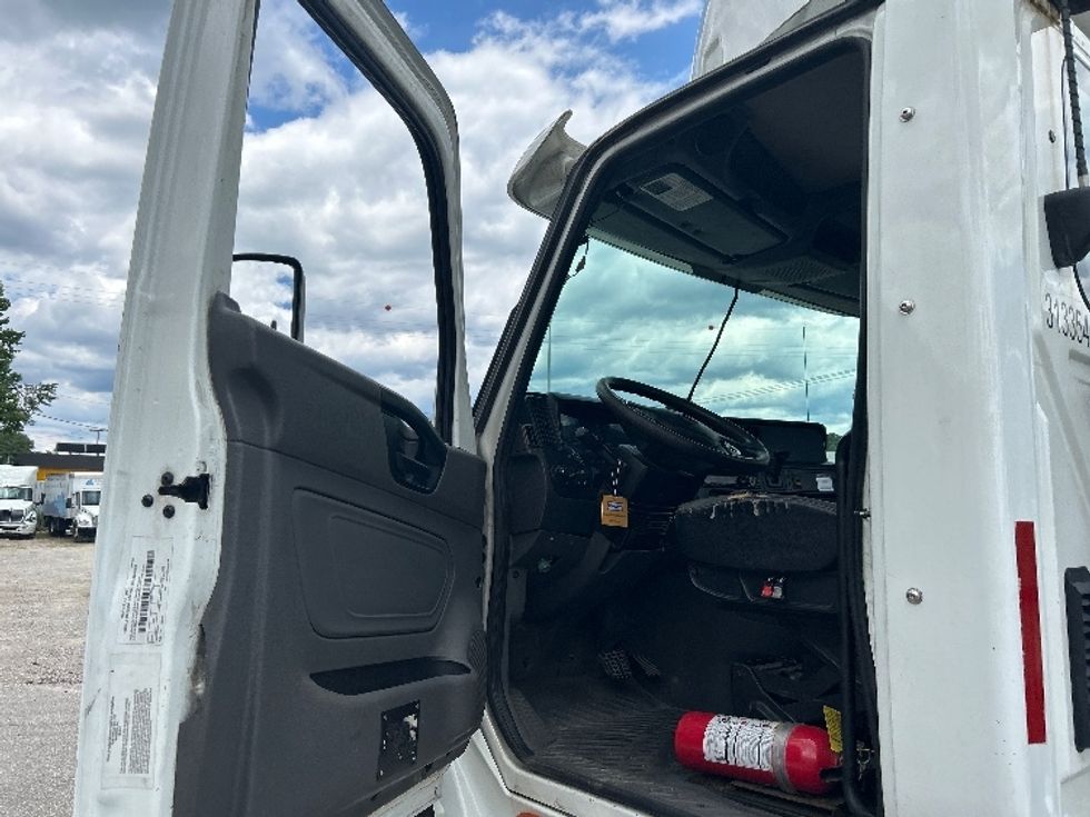 Day Cab Tractor-Heavy Duty Tractors-International-2018-LT625-Cross Lanes-WV-361,338\n\t\tmiles-$ 10,000 - Image 9