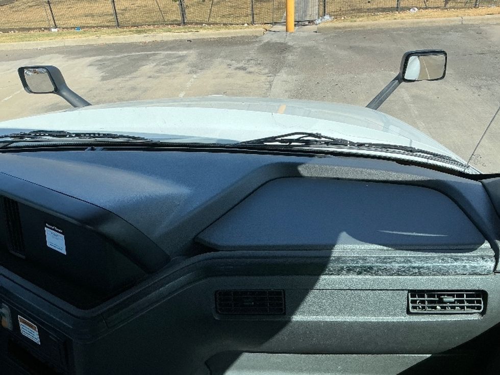 Day Cab Tractor-Heavy Duty Tractors-International-2018-LT625-Dallas-TX-376,304\n\t\tmiles-$ 25,000 - Image 13