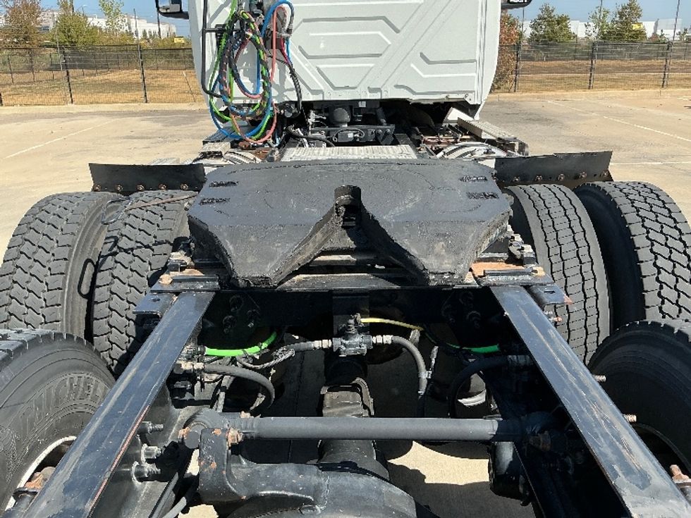 Day Cab Tractor-Heavy Duty Tractors-International-2018-LT625-Dallas-TX-376,304\n\t\tmiles-$ 25,000 - Image 6
