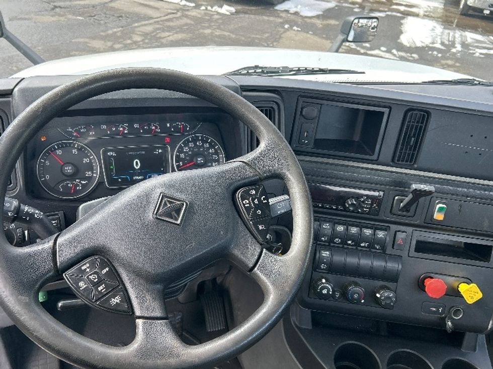Day Cab Tractor-Heavy Duty Tractors-International-2018-LT625-Dayton-NJ-258,966\n\t\tmiles-$ 21,500 - Image 11