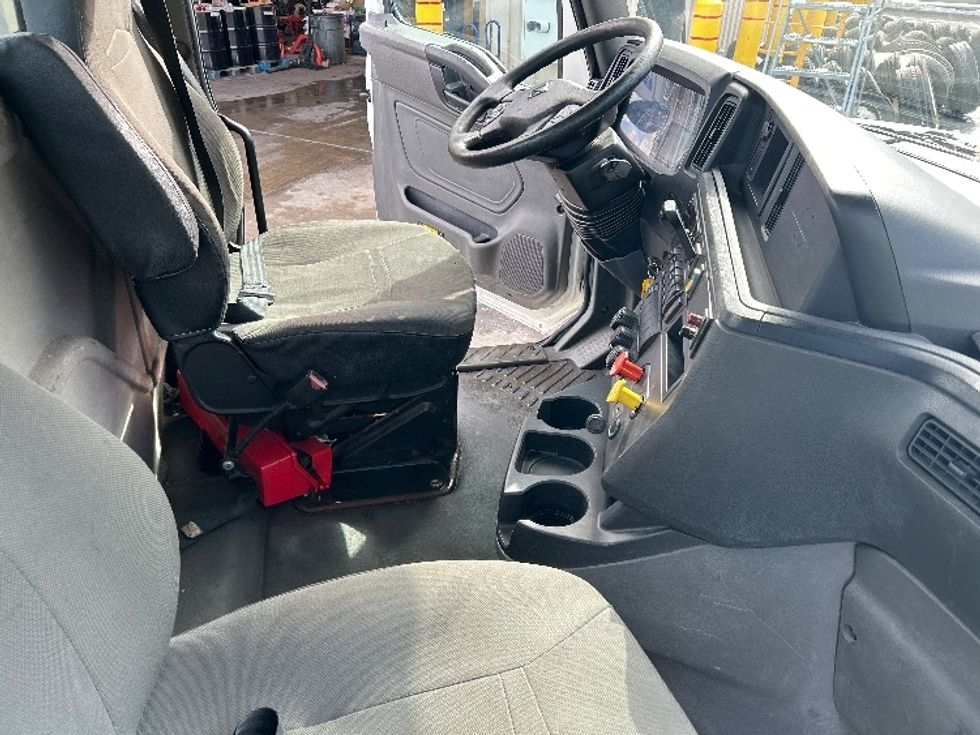 Day Cab Tractor-Heavy Duty Tractors-International-2018-LT625-Dayton-NJ-258,966\n\t\tmiles-$ 21,500 - Image 14