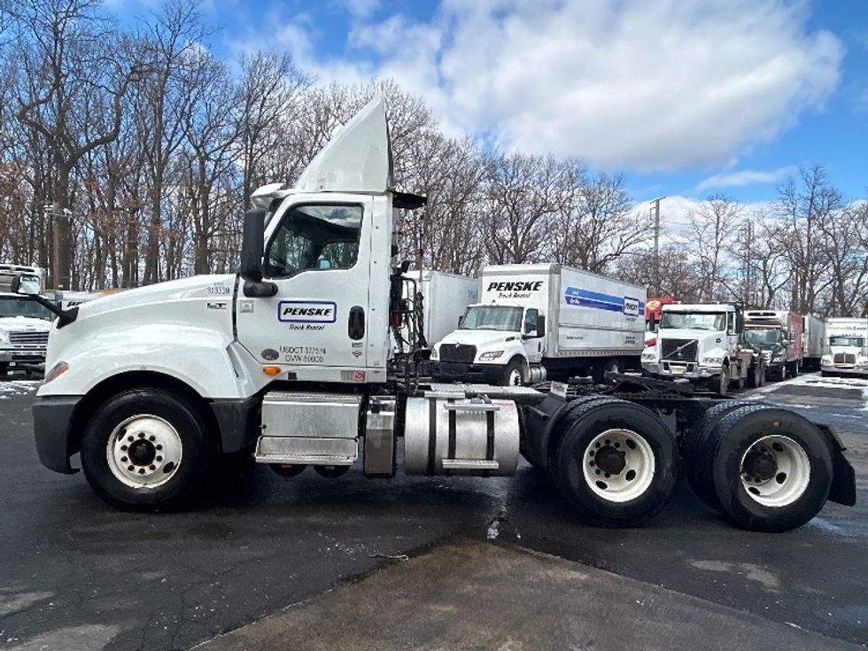 Day Cab Tractor-Heavy Duty Tractors-International-2018-LT625-Dayton-NJ-258,966\n\t\tmiles-$ 21,500 - Image 4