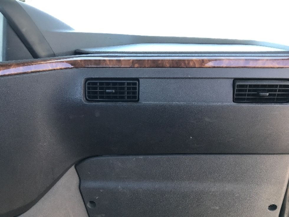 Day Cab Tractor-Heavy Duty Tractors-International-2018-LT625-Des Moines-IA-708,713\n\t\tmiles-$ 22,000 - Image 13