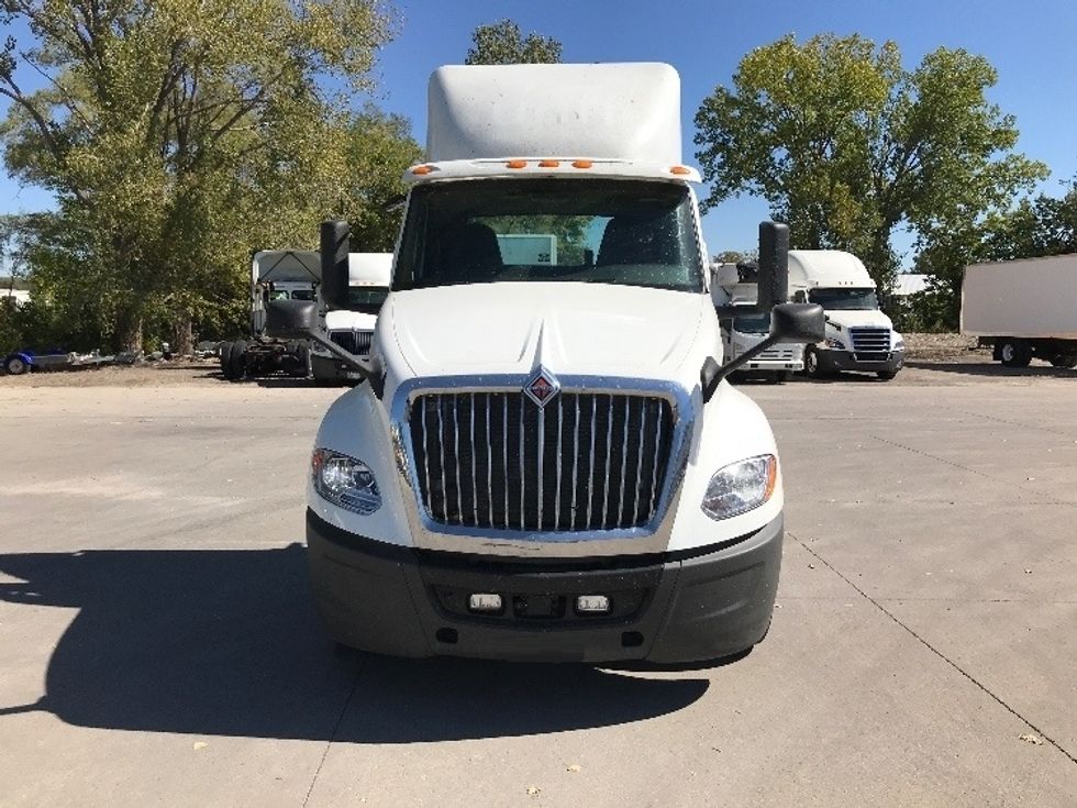 Day Cab Tractor-Heavy Duty Tractors-International-2018-LT625-Des Moines-IA-708,713\n\t\tmiles-$ 22,000 - Image 2