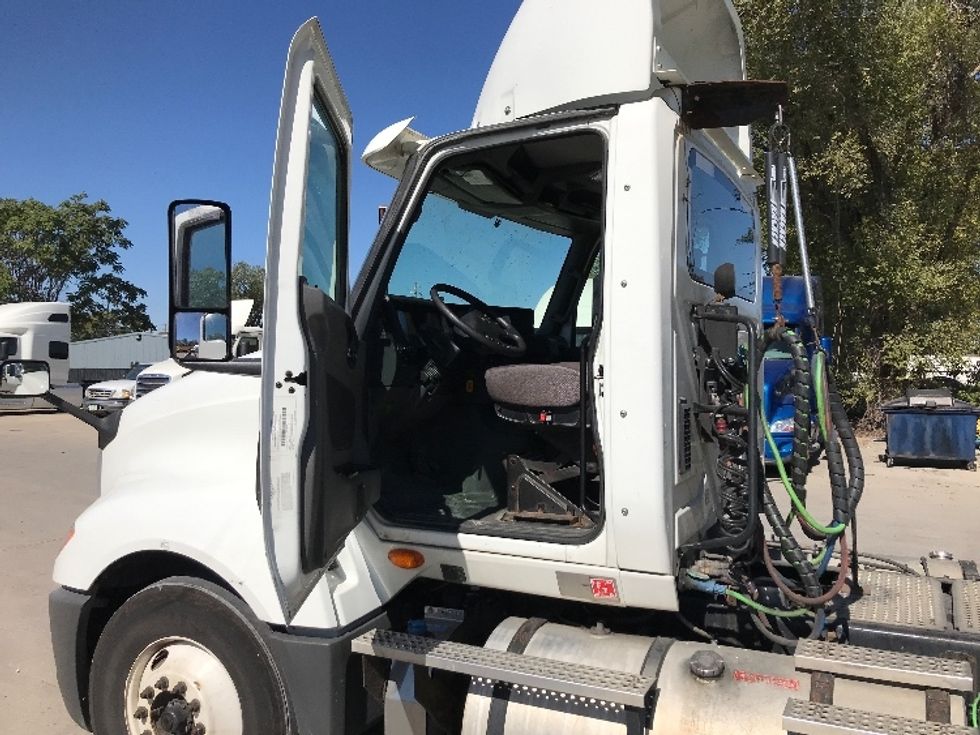 Day Cab Tractor-Heavy Duty Tractors-International-2018-LT625-Des Moines-IA-708,713\n\t\tmiles-$ 22,000 - Image 9