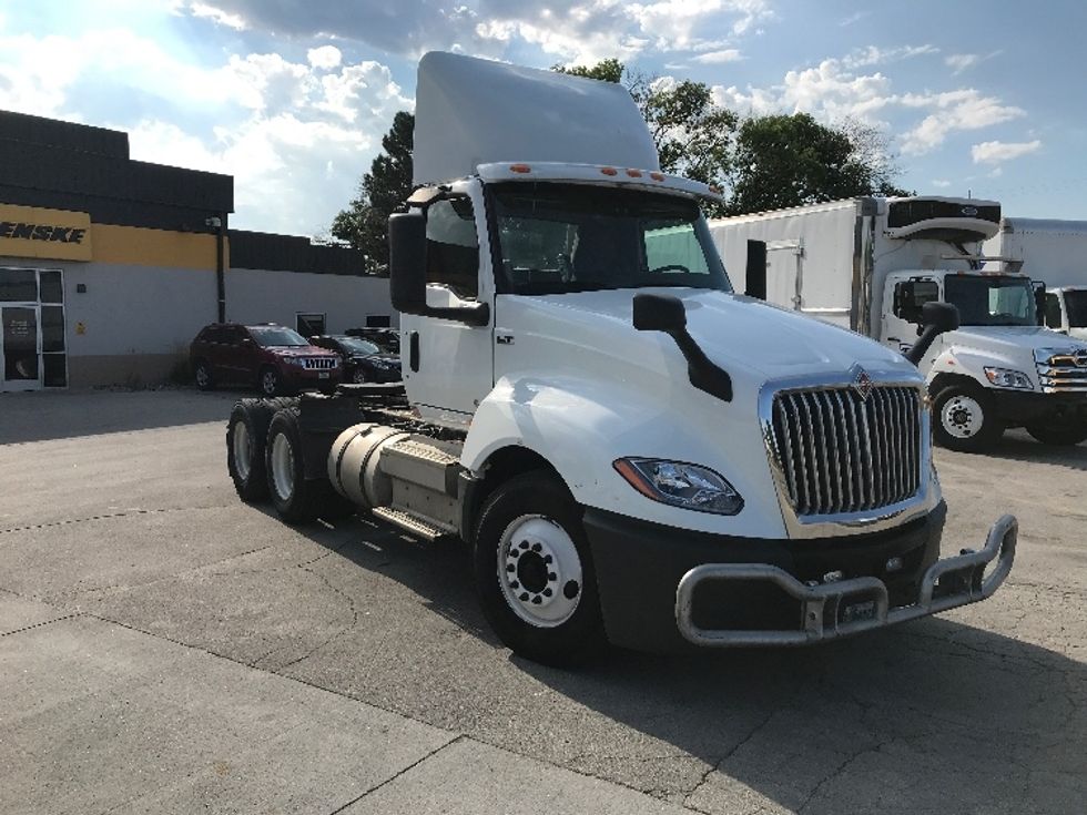 Day Cab Tractor-Heavy Duty Tractors-International-2018-LT625-Des Moines-IA-709,245\n\t\tmiles-$ 23,000 - Image 3