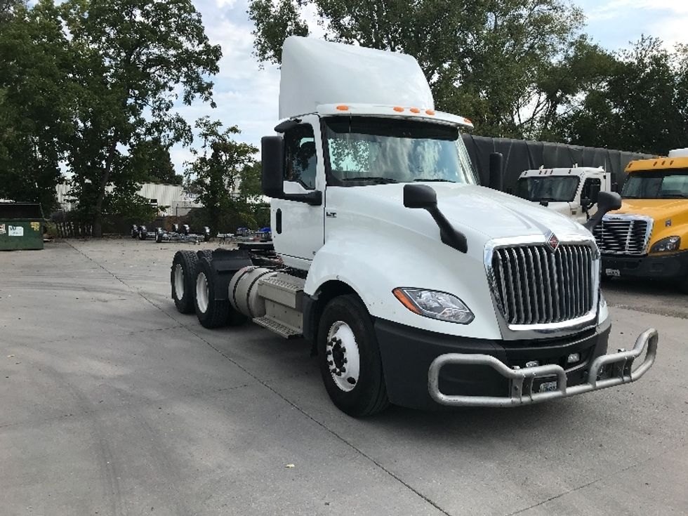 Day Cab Tractor-Heavy Duty Tractors-International-2018-LT625-Des Moines-IA-749,995\n\t\tmiles-$ 22,000 - Image 3