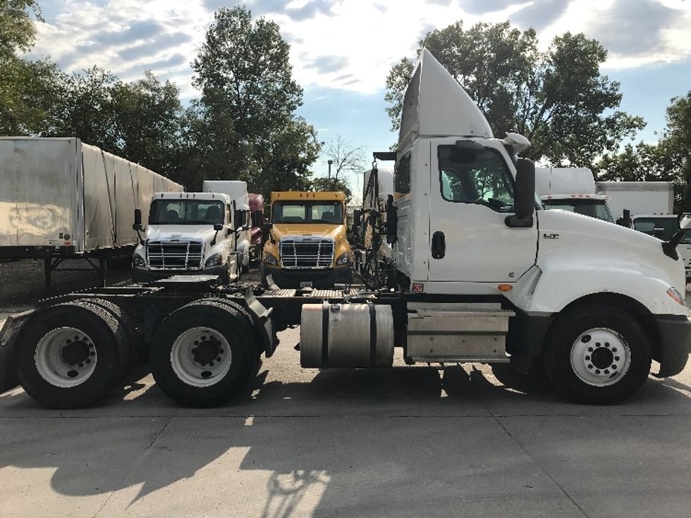 Day Cab Tractor-Heavy Duty Tractors-International-2018-LT625-Des Moines-IA-749,995\n\t\tmiles-$ 22,000 - Image 8