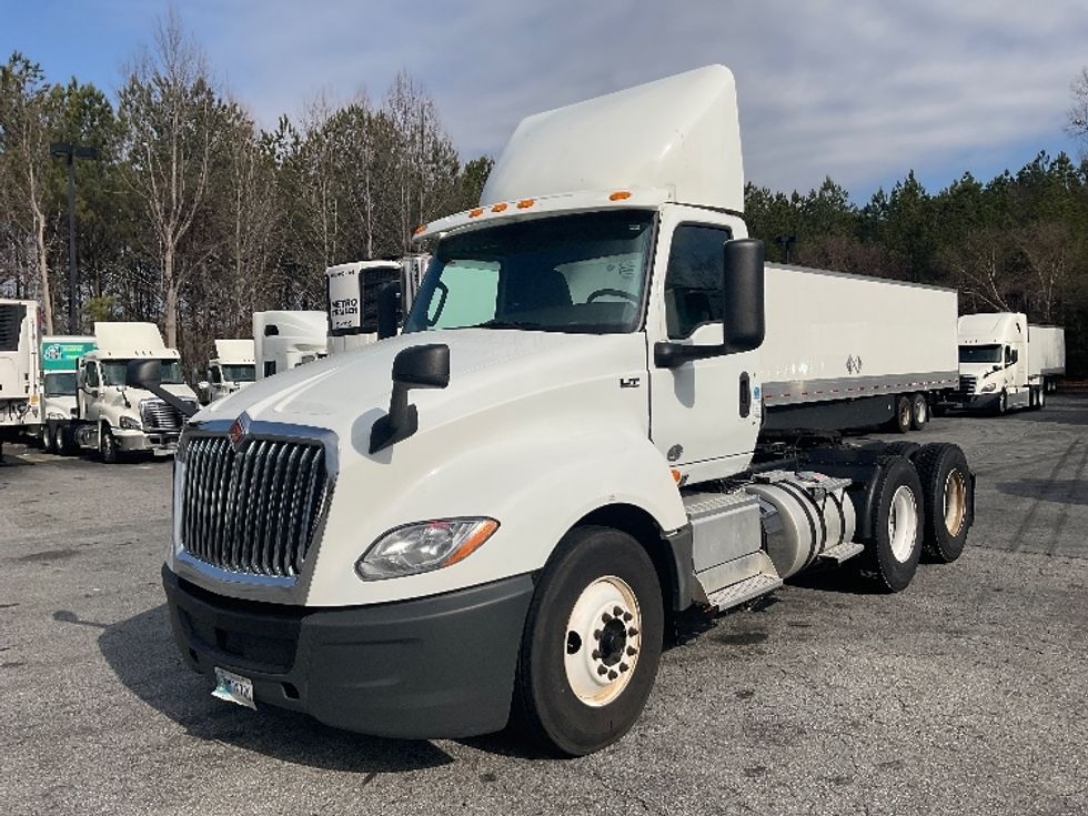 Day Cab Tractor-Heavy Duty Tractors-International-2018-LT625-Duluth-GA-276,702\n\t\tmiles-$ 28,750 - Image 3