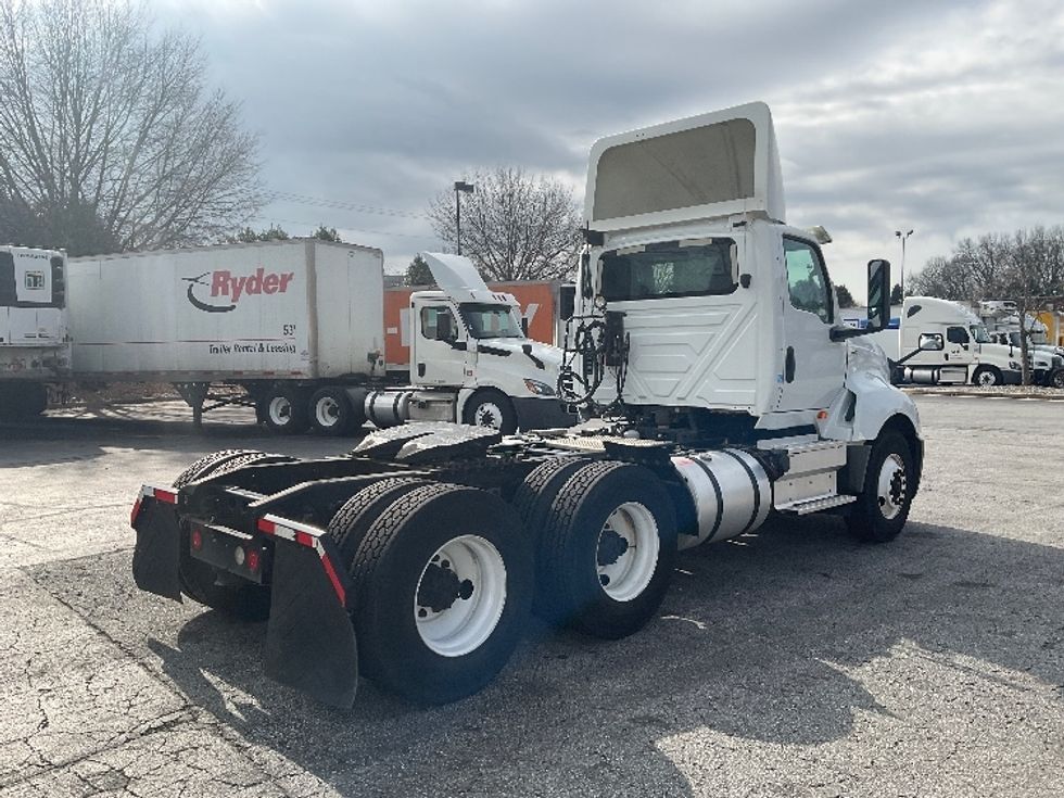 Day Cab Tractor-Heavy Duty Tractors-International-2018-LT625-Duluth-GA-276,702\n\t\tmiles-$ 28,750 - Image 7