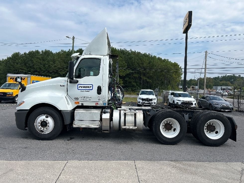Day Cab Tractor-Heavy Duty Tractors-International-2018-LT625-Duluth-GA-340,436\n\t\tmiles-$ 24,500 - Image 4