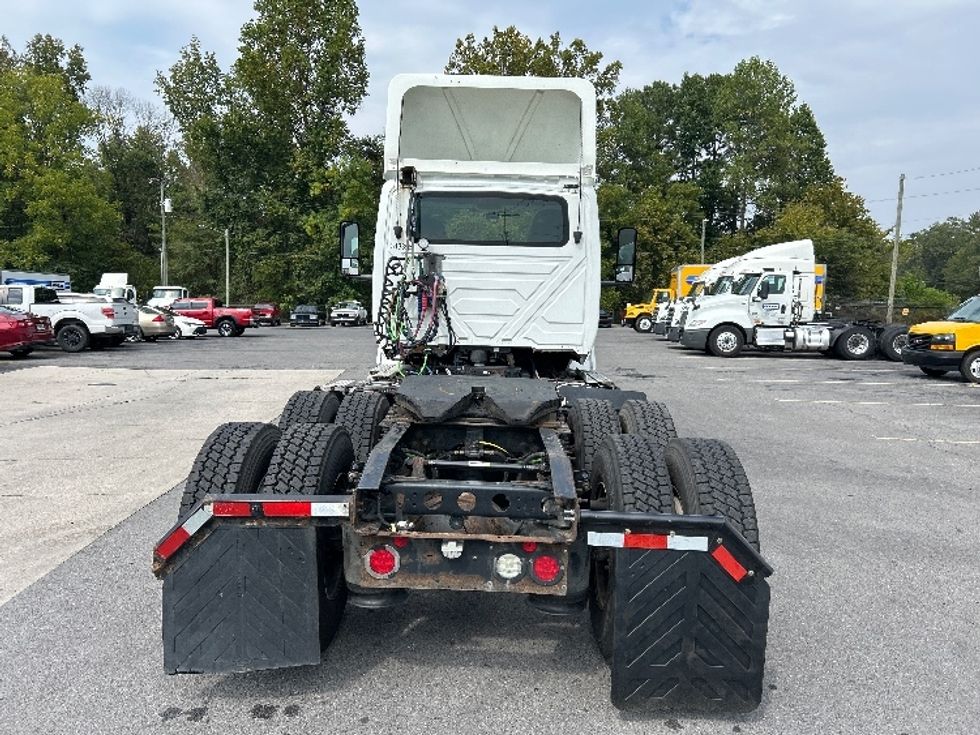 Day Cab Tractor-Heavy Duty Tractors-International-2018-LT625-Duluth-GA-340,436\n\t\tmiles-$ 24,500 - Image 6