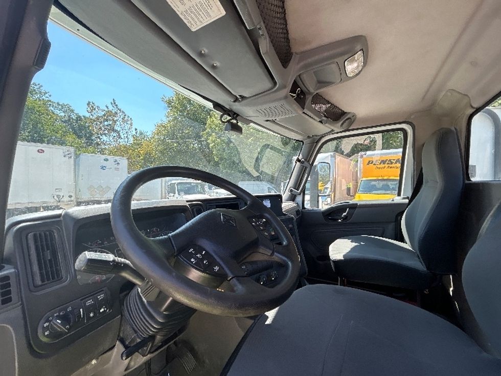 Day Cab Tractor-Heavy Duty Tractors-International-2018-LT625-Earth City-MO-521,579\n\t\tmiles-$ 22,500 - Image 10