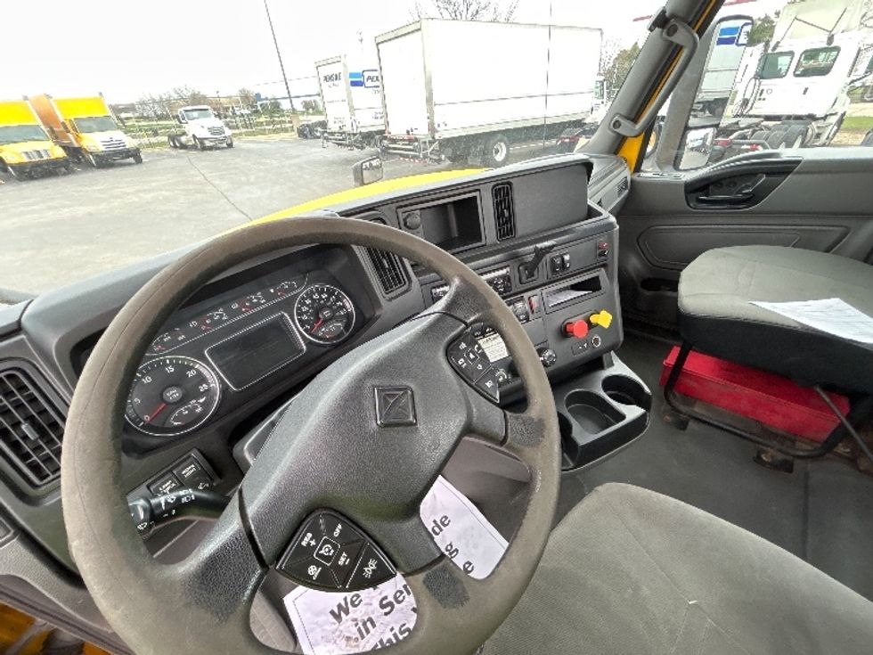 Day Cab Tractor-Heavy Duty Tractors-International-2018-LT625-East Chicago-IN-203,412\n\t\tmiles-$ 19,000 - Image 10