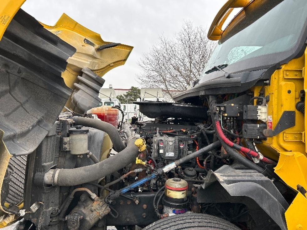 Day Cab Tractor-Heavy Duty Tractors-International-2018-LT625-East Chicago-IN-203,412\n\t\tmiles-$ 19,000 - Image 16