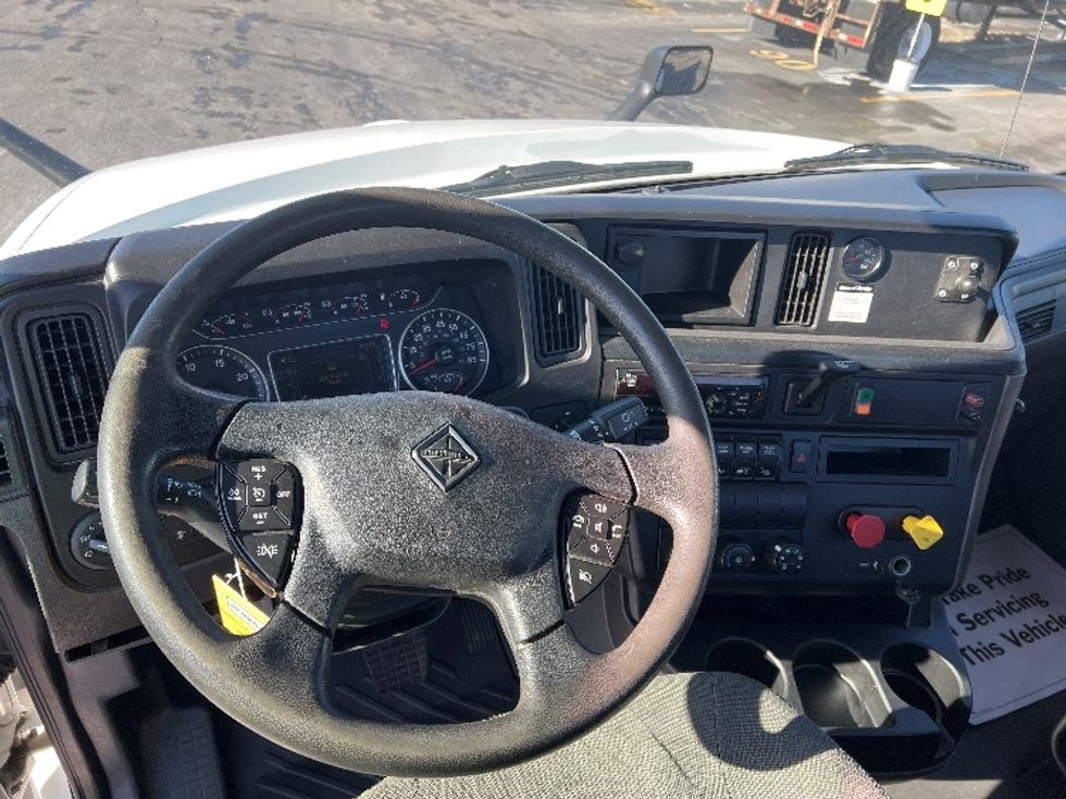 Day Cab Tractor-Heavy Duty Tractors-International-2018-LT625-East Chicago-IN-234,522\n\t\tmiles-$ 33,250 - Image 11