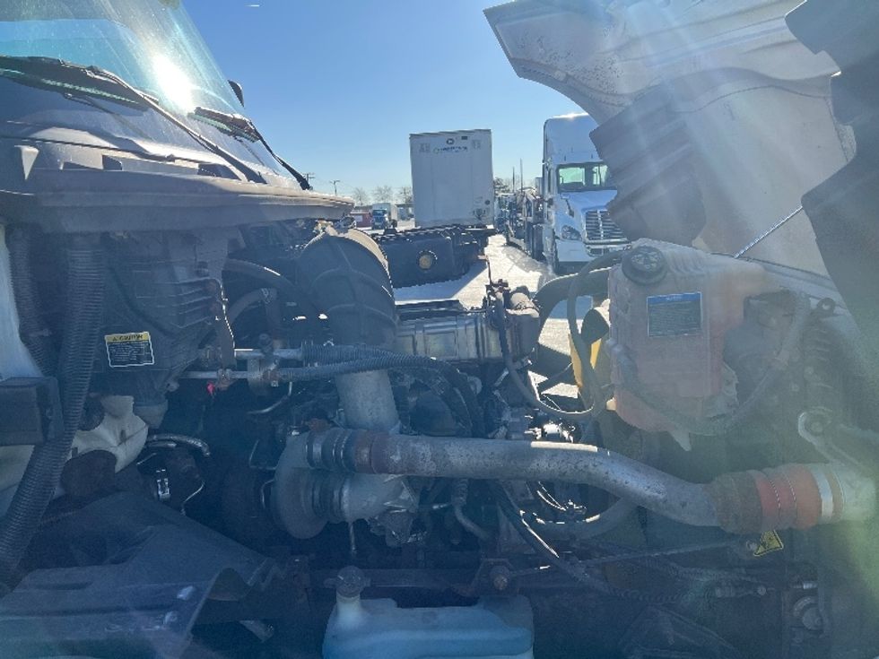 Day Cab Tractor-Heavy Duty Tractors-International-2018-LT625-East Chicago-IN-234,522\n\t\tmiles-$ 33,250 - Image 15