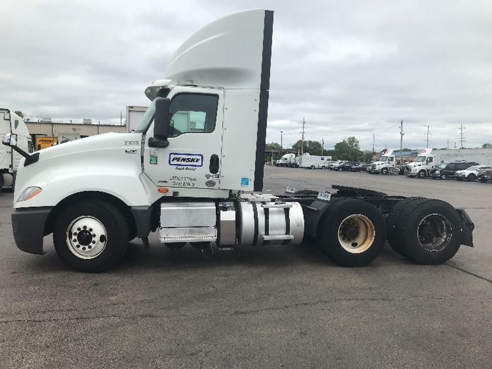 Day Cab Tractor-Heavy Duty Tractors-International-2018-LT625-East Chicago-IN-301,210\n\t\tmiles-$ 30,250 - Image 4