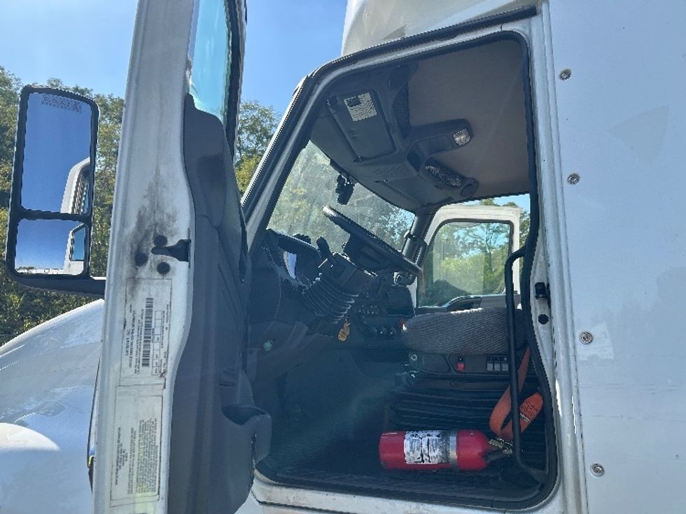 Day Cab Tractor-Heavy Duty Tractors-International-2018-LT625-East Chicago-IN-436,196\n\t\tmiles-$ 30,000 - Image 9
