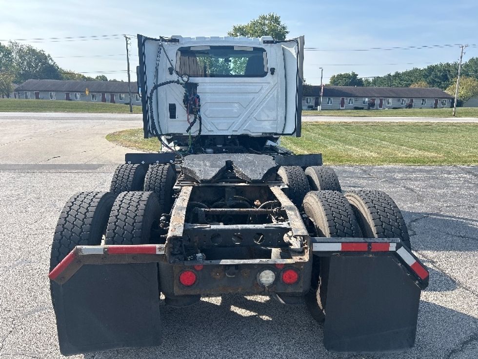Day Cab Tractor-Heavy Duty Tractors-International-2018-LT625-Elkhart-IN-344,446\n\t\tmiles-$ 25,250 - Image 6