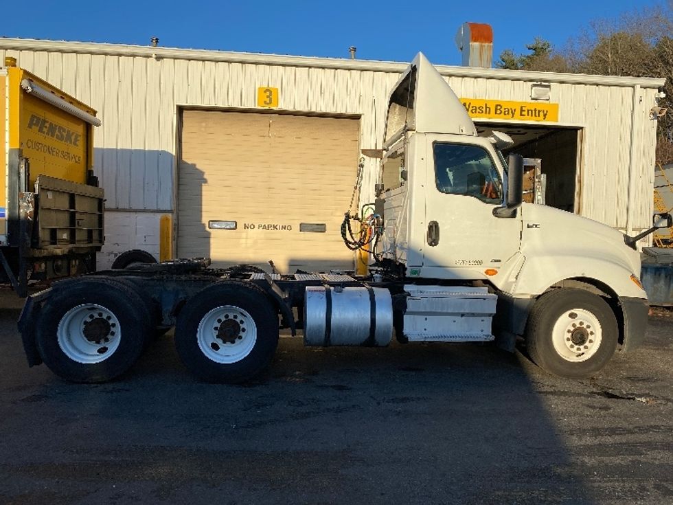 Day Cab Tractor-Heavy Duty Tractors-International-2018-LT625-Fitchburg-MA-328,501\n\t\tmiles-$ 24,000 - Image 8