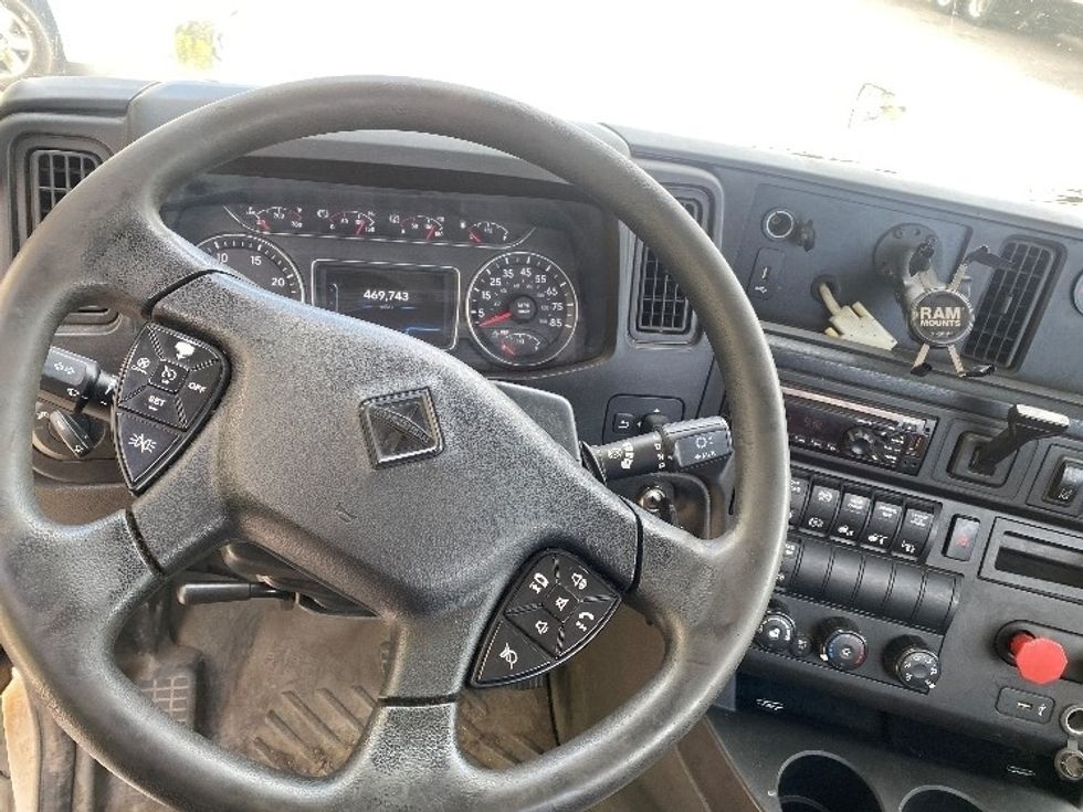 Day Cab Tractor-Heavy Duty Tractors-International-2018-LT625-Flint-MI-469,732\n\t\tmiles-$ 29,000 - Image 11