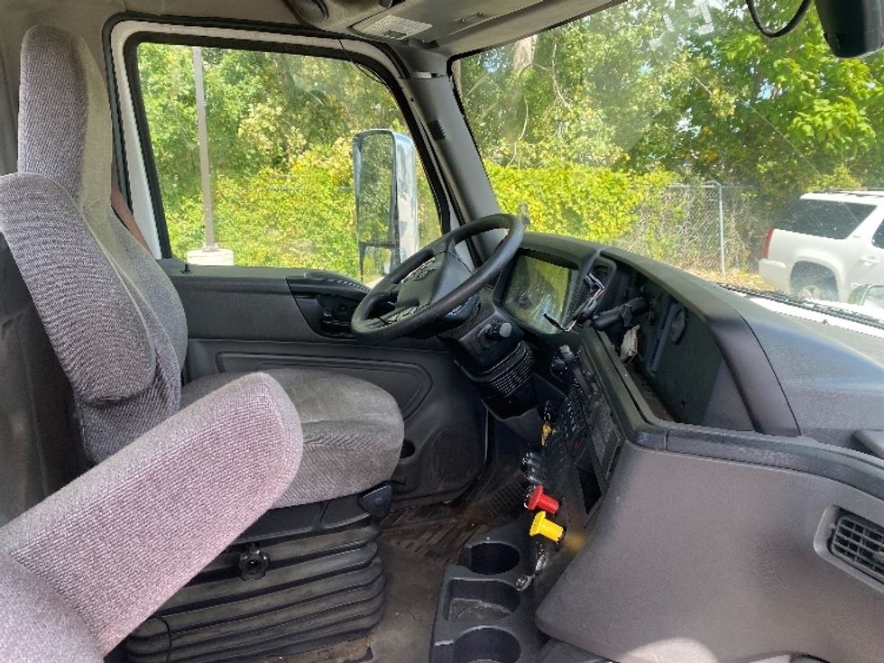 Day Cab Tractor-Heavy Duty Tractors-International-2018-LT625-Flint-MI-469,732\n\t\tmiles-$ 29,000 - Image 14