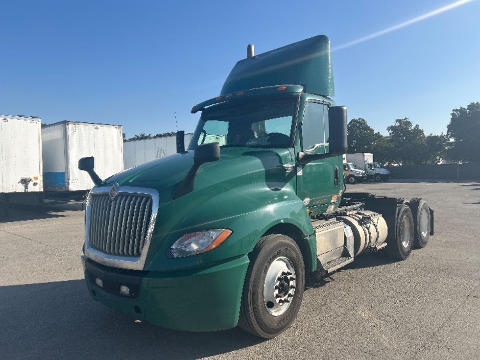 Day Cab Tractor-Heavy Duty Tractors-International-2018-LT625-Fontana-CA-263,605\n\t\tmiles-$ 31,500 - Image 3