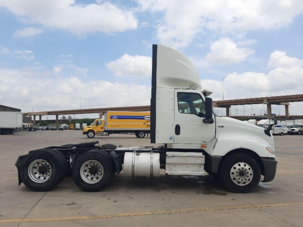 Day Cab Tractor-Heavy Duty Tractors-International-2018-LT625-Fort Worth-TX-374,304\n\t\tmiles-$ 28,250 - Image 8