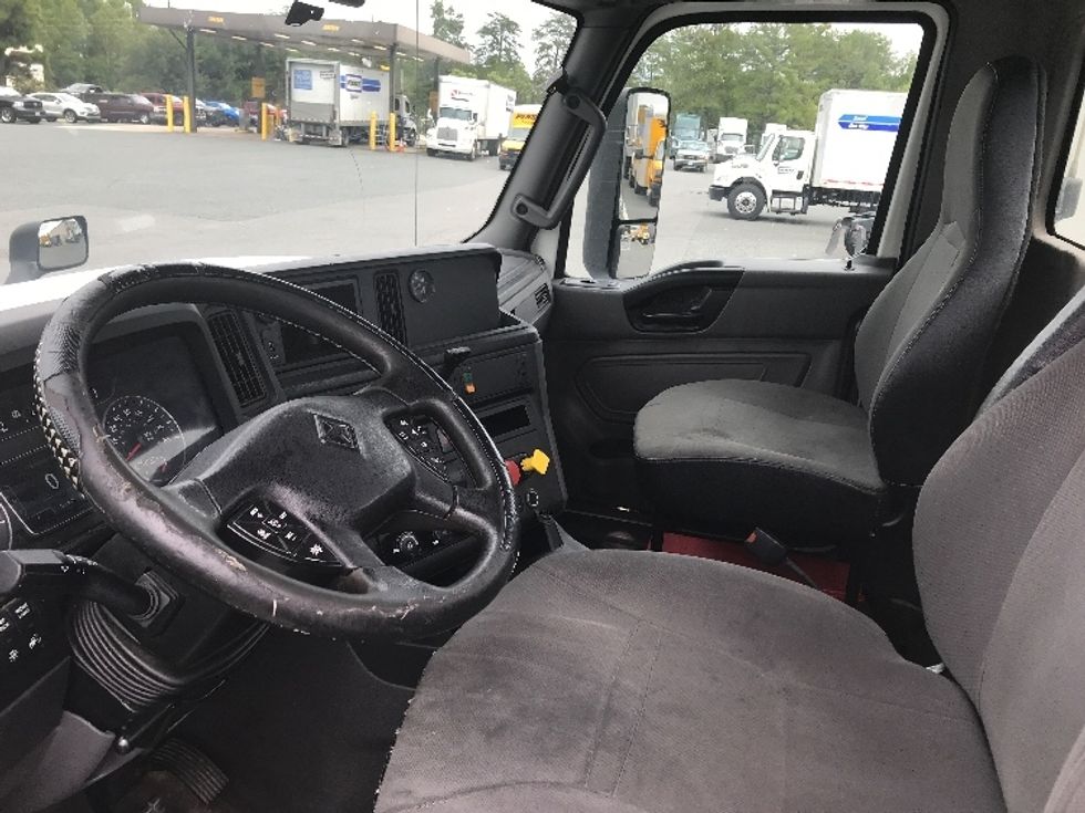 Day Cab Tractor-Heavy Duty Tractors-International-2018-LT625-Fredericksburg-VA-702,027\n\t\tmiles-$ 21,500 - Image 10