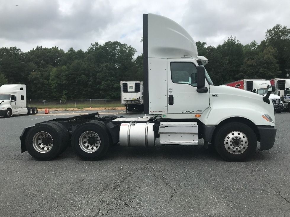 Day Cab Tractor-Heavy Duty Tractors-International-2018-LT625-Fredericksburg-VA-702,027\n\t\tmiles-$ 21,500 - Image 8