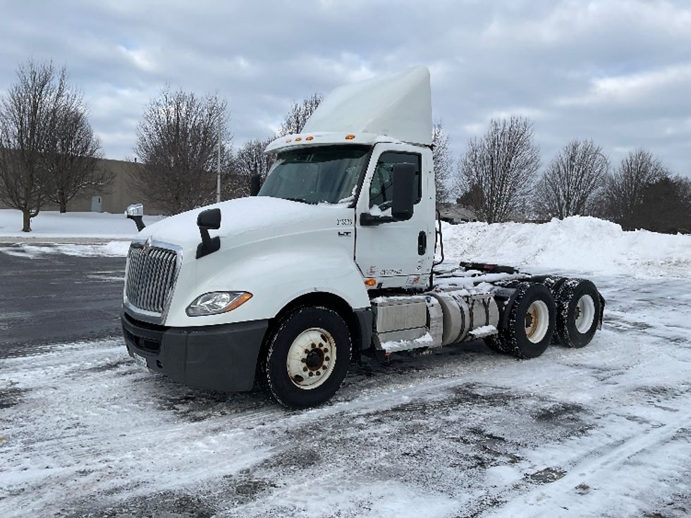 Day Cab Tractor-Heavy Duty Tractors-International-2018-LT625-Fredonia-NY-229,394\n\t\tmiles-$ 25,250 - Image 3