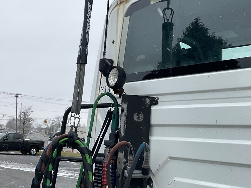 Day Cab Tractor-Heavy Duty Tractors-International-2018-LT625-Fredonia-NY-395,455\n\t\tmiles-$ 24,250 - Image 18