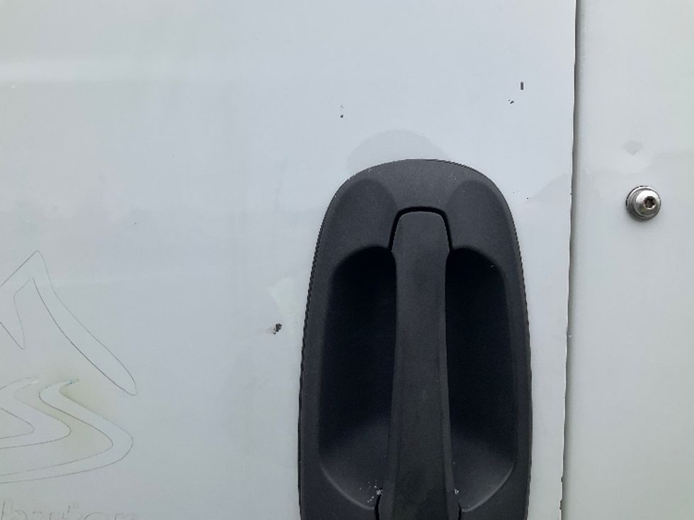 Day Cab Tractor-Heavy Duty Tractors-International-2018-LT625-Fredonia-NY-395,455\n\t\tmiles-$ 24,250 - Image 20