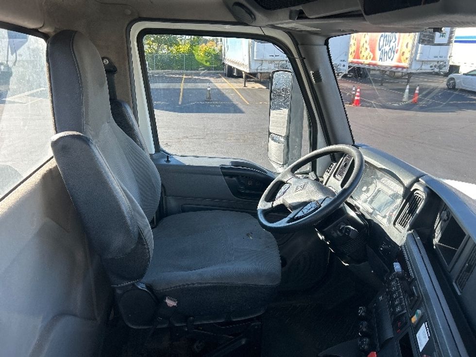 Day Cab Tractor-Heavy Duty Tractors-International-2018-LT625-Gahanna-OH-240,026\n\t\tmiles-$ 21,500 - Image 14