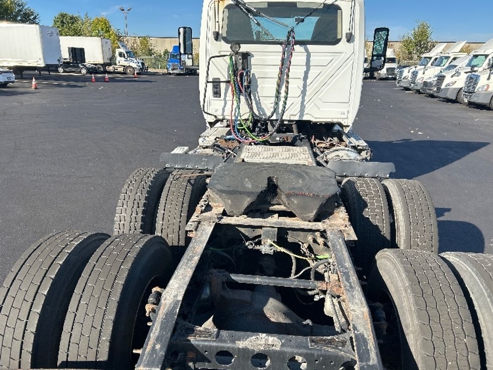 Day Cab Tractor-Heavy Duty Tractors-International-2018-LT625-Gahanna-OH-240,026\n\t\tmiles-$ 21,500 - Image 6