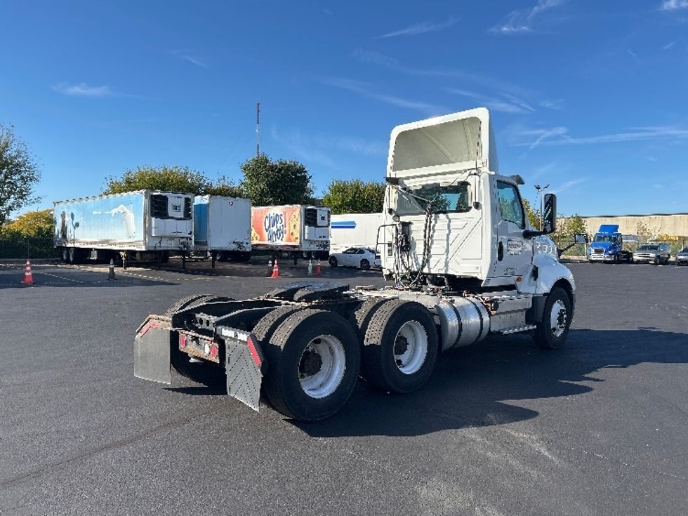 Day Cab Tractor-Heavy Duty Tractors-International-2018-LT625-Gahanna-OH-240,026\n\t\tmiles-$ 21,500 - Image 7