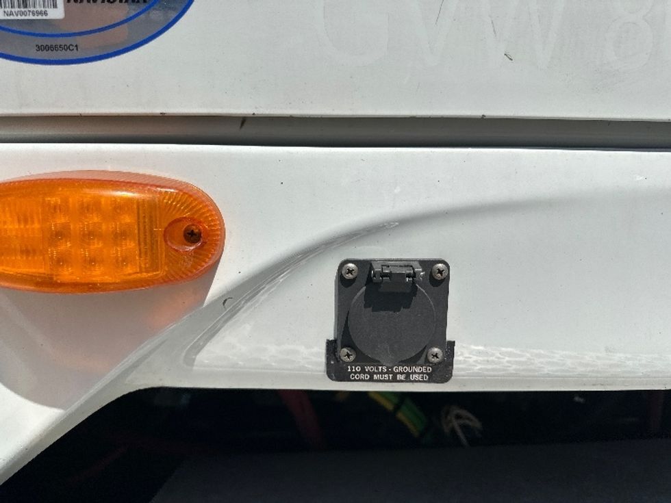 Day Cab Tractor-Heavy Duty Tractors-International-2018-LT625-Goshen-IN-564,412\n\t\tmiles-$ 21,750 - Image 18