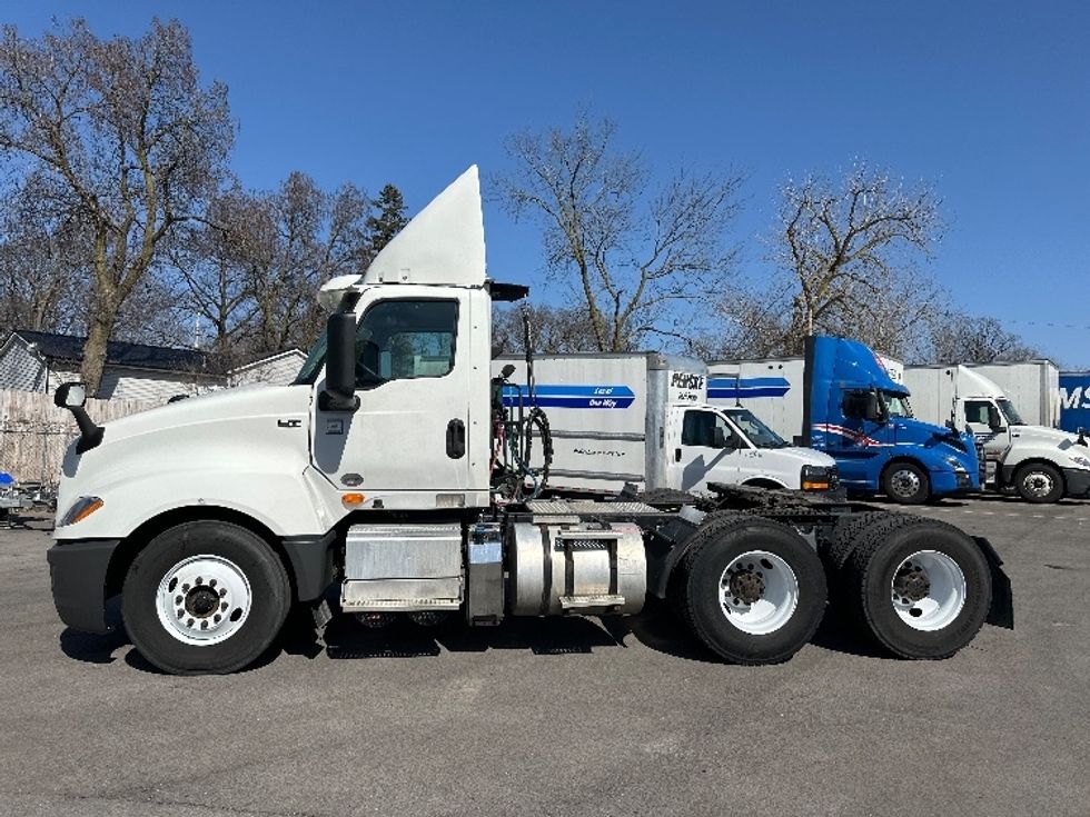 2018 International LT625 LT photo 4